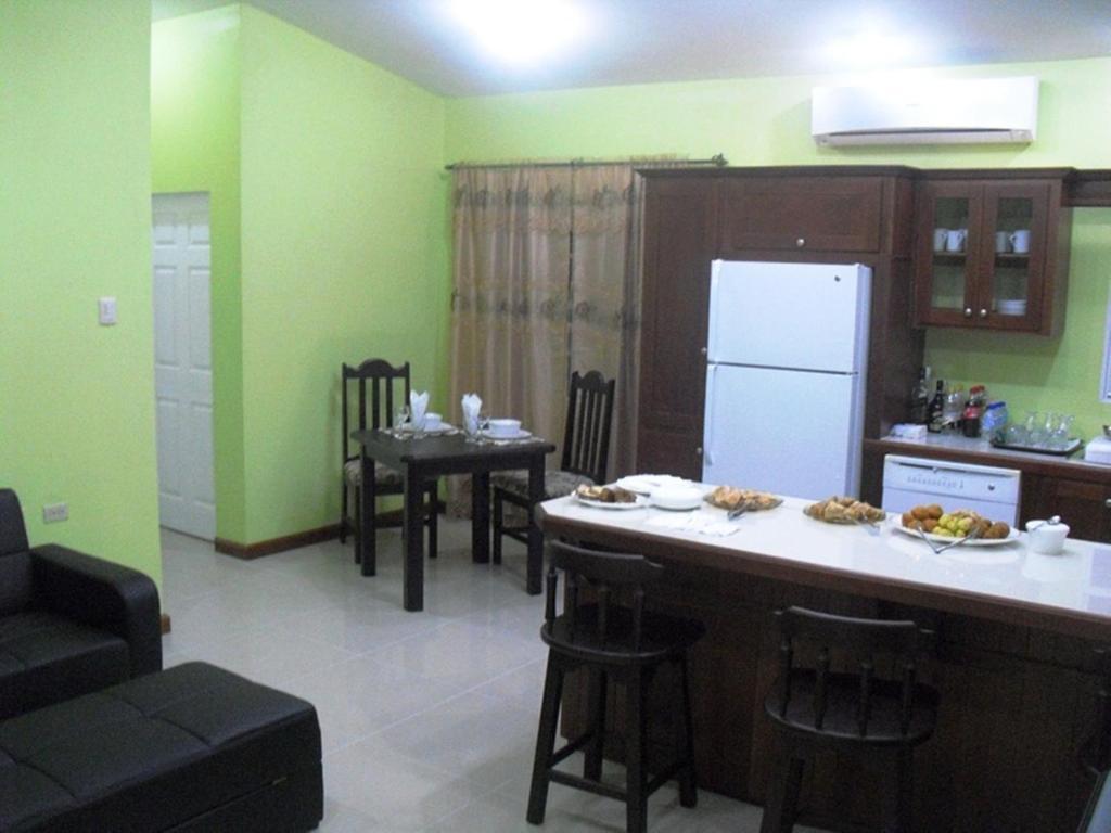 Piarco Village Suites Exteriér fotografie