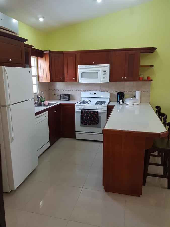 Piarco Village Suites Exteriér fotografie